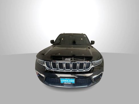 Used 2022 Jeep Grand Cherokee Limited AWD/4WD image 3