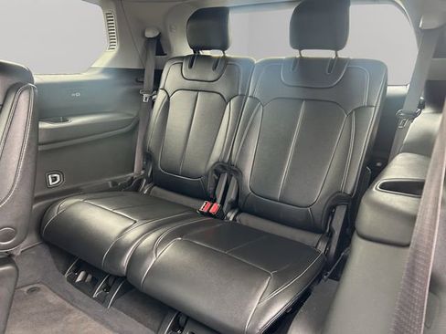 Used 2023 Jeep Grand Cherokee L Limited image 15