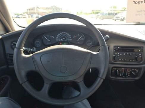 Used 2005 Buick Century Custom FWD image 13