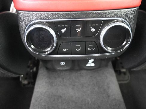 Used 2022 Genesis GV70 3.5T Sport w/ Sport Prestige Package AWD/4WD image 27