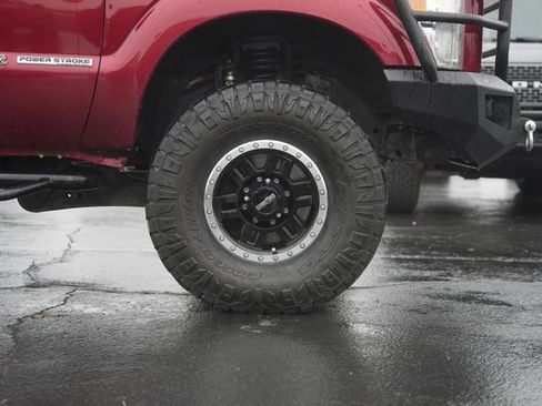 Used 2013 Ford F350 Lariat w/ Lariat Ultimate Pkg image 4