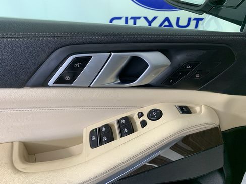 Used 2021 BMW X5 xDrive40i w/ Premium Package AWD/4WD image 14