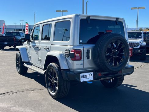 Used 2023 Jeep Wrangler Unlimited Sahara image 4