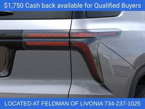 New 2026 Chevrolet Traverse LT w/ Sun and Wheel Package AWD/4WD image 11