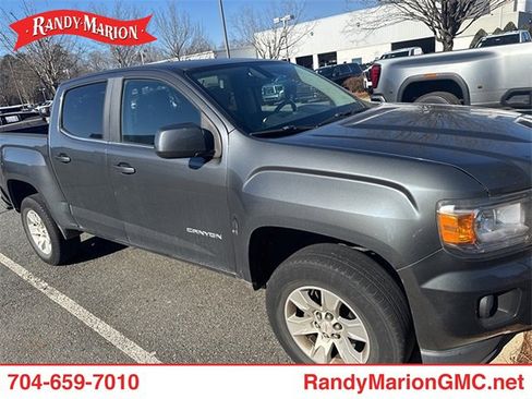 Used 2016 GMC Canyon SLE w/ SLE Convenience Package image 2