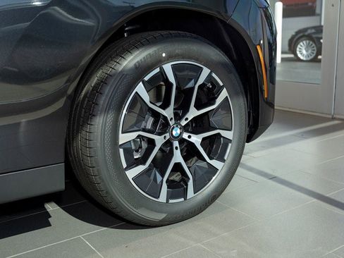 Used 2025 BMW X3 xDrive30i w/ Premium Package image 6