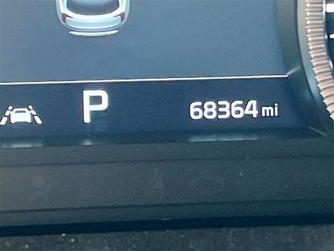 Used 2022 Kia Telluride SX w/ SX Prestige Package image 12