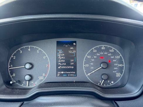 Used 2024 Toyota Corolla LE FWD image 9