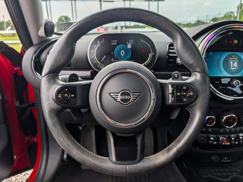 Used 2022 MINI Cooper Clubman S w/ Premium Package AWD/4WD image 22