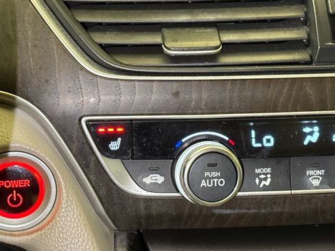 Used 2018 Honda Accord EX-L image 27