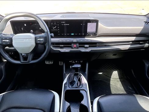 Certified 2025 Kia K4 GT-Line Turbo FWD image 9