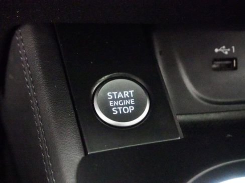 Used 2019 Audi A4 2.0T Premium Plus w/ Premium Plus Package image 28