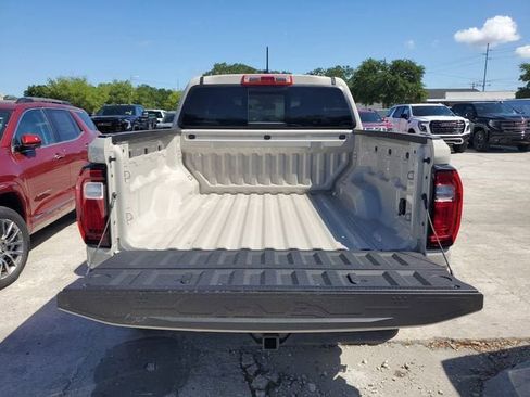New 2026 GMC Canyon Elevation AWD/4WD image 10