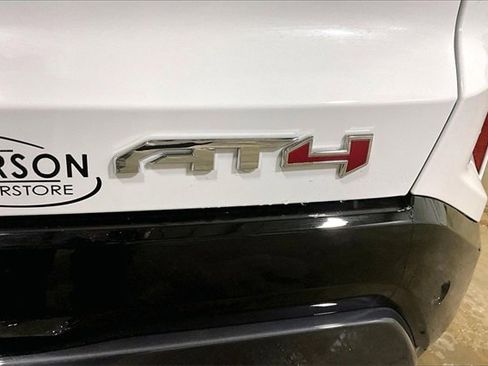 New 2026 GMC Terrain AT4 w/ Technology Package II image 6