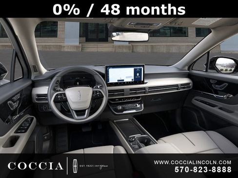 New 2026 Lincoln Corsair Premiere image 9