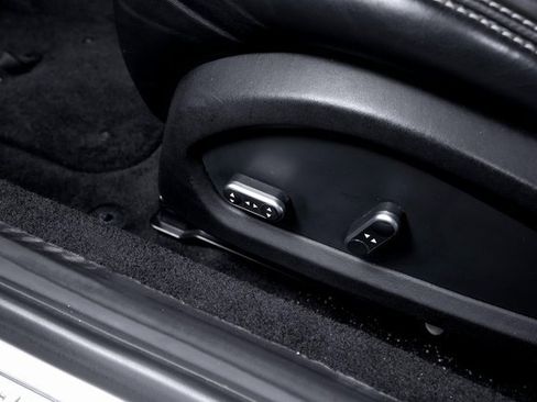 Used 2016 Ferrari California T image 25