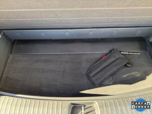 Certified 2023 Kia Telluride EX w/ EX Captain's Chair Package image 24