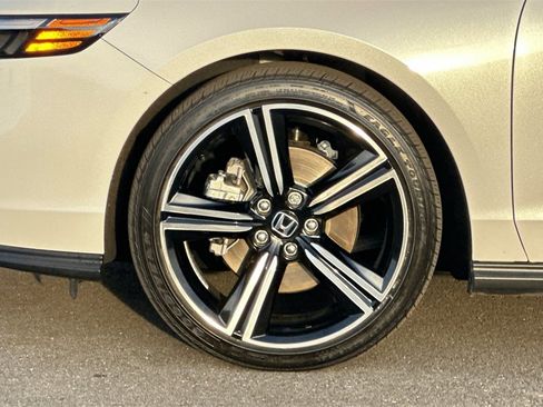 Certified 2025 Honda Accord Sport image 30