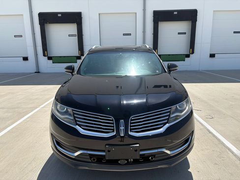 Used 2016 Lincoln MKX Reserve w/ Enhanced Security Package FWD image 7