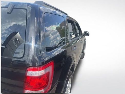 Used 2009 Ford Escape XLT image 3