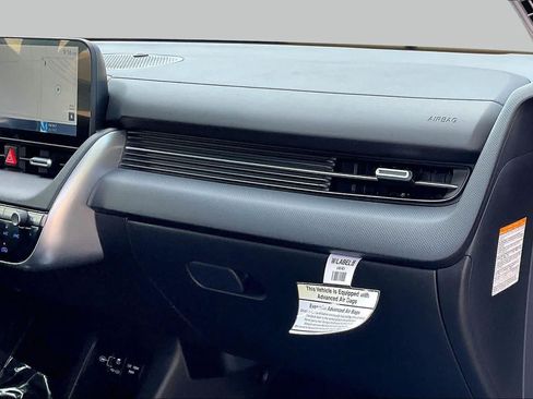 Used 2025 Hyundai Ioniq 5 SEL RWD image 18