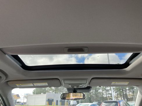 Used 2020 Honda CR-V EX image 31