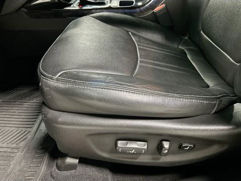 Used 2014 Kia Sorento SX w/ 3rd Row Package image 20