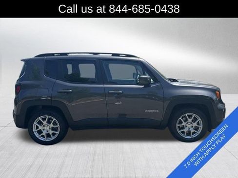Used 2020 Jeep Renegade Latitude FWD image 4