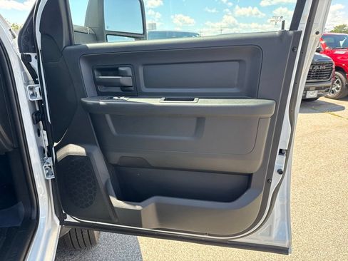 New 2026 RAM 5500 Tradesman w/ Chrome Appearance Group AWD/4WD image 24