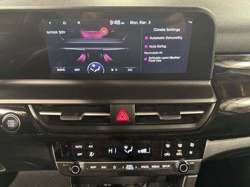 Certified 2025 Kia Seltos S image 24