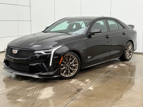 Certified 2024 Cadillac CT4 V Blackwing w/ Carbon Fiber 1 Package RWD image 2