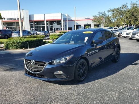 Used 2016 MAZDA MAZDA3 i Sport w/ Preferred Equipment Package image 2