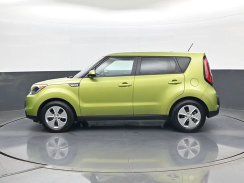 Used 2016 Kia Soul FWD image 8
