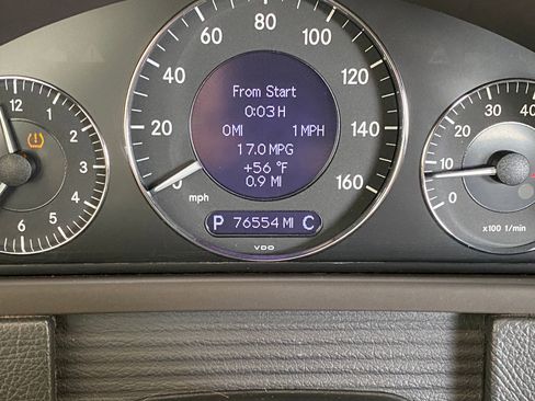 Used 2009 Mercedes-Benz CLK 350 Cabriolet image 19