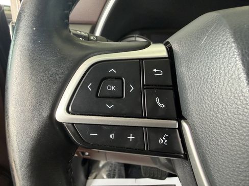 Used 2022 Toyota Highlander XLE FWD image 10