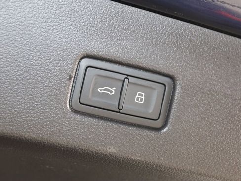 Used 2021 Audi A7 e Premium Plus w/ Black Optic Package image 55