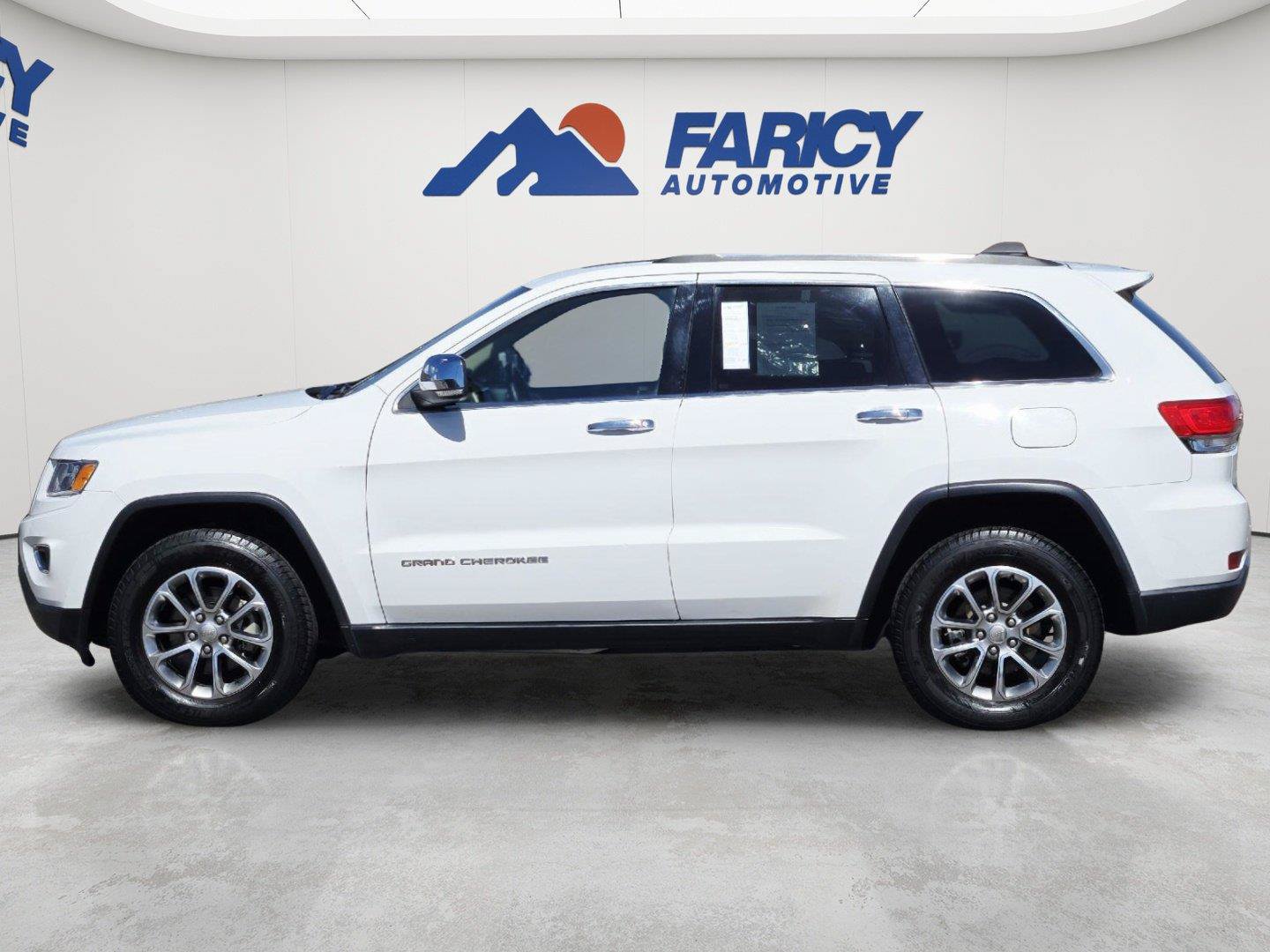 Used 2015 Jeep Grand Cherokee Limited AWD/4WD image 8