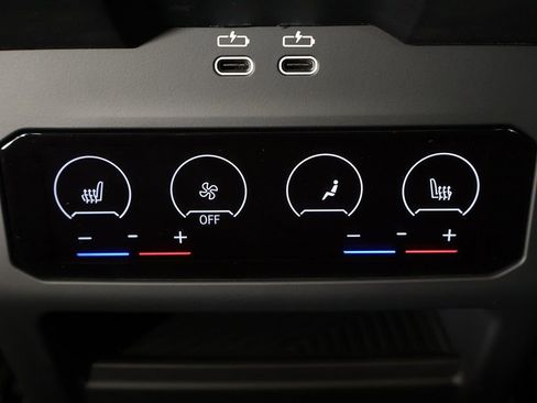 Used 2025 BMW M5 Touring AWD/4WD image 45