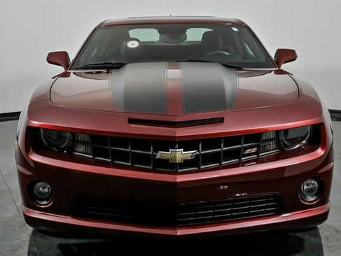 Used 2010 Chevrolet Camaro SS w/ RS Package image 4