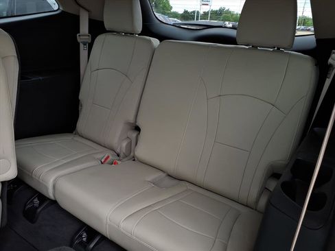 Used 2020 Buick Enclave Essence FWD image 20