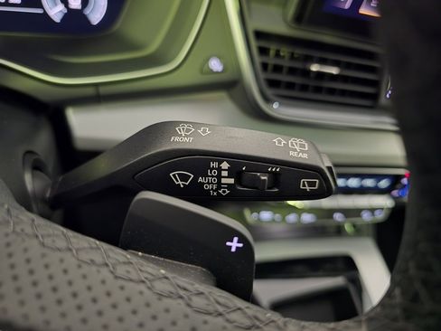 Used 2024 Audi Q5 e Premium Plus image 23