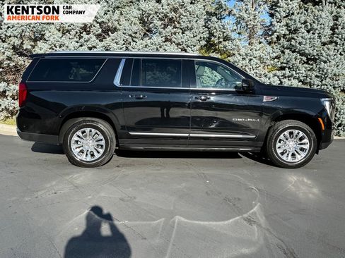 Used 2025 GMC Yukon XL Denali w/ LPO, Floor Liner Package image 11