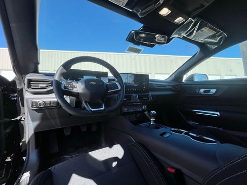 New 2026 Ford Mustang GT RWD image 4