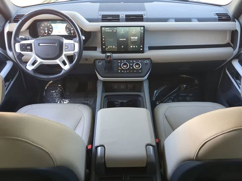 Used 2022 Land Rover Defender 110 S image 16