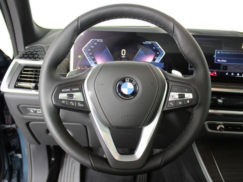 New 2026 BMW X5 xDrive40i w/ Climate Comfort Package image 15