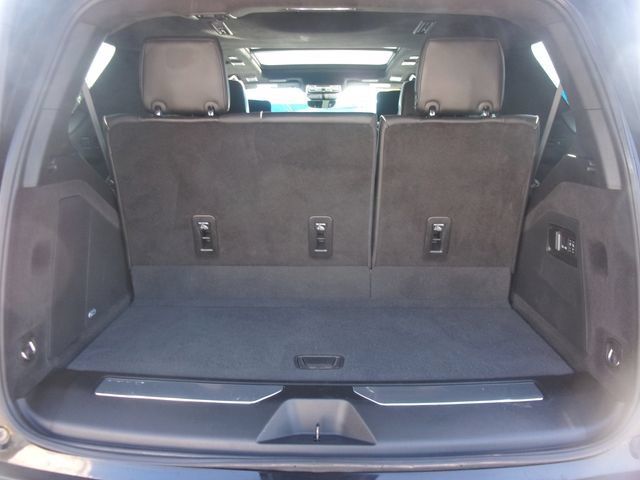 Used 2024 Cadillac Escalade Sport Platinum w/ LPO, ONYX Package AWD/4WD image 34