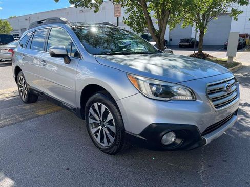 Used 2015 Subaru Outback 3.6R Limited AWD/4WD image 9