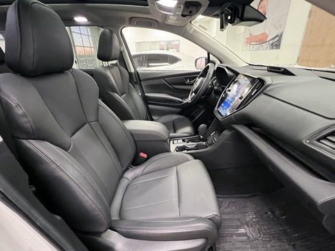 Used 2025 Subaru Ascent Bronze Edition image 19