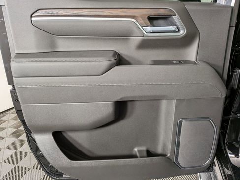 New 2026 GMC Sierra 1500 SLT w/ SLT Premium Package image 31