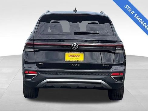 New 2025 Volkswagen Taos SEL image 4